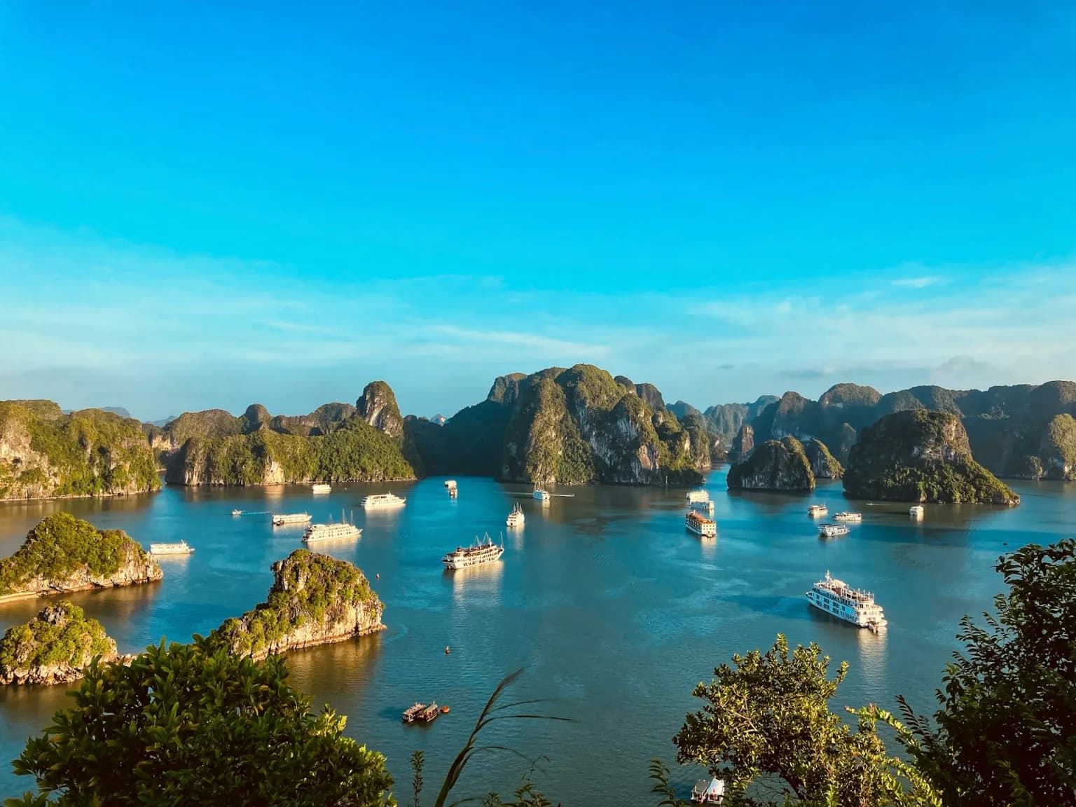 Vietnam Cruise Escape: Hanoi, Ha Long Bay & Saigon hero image